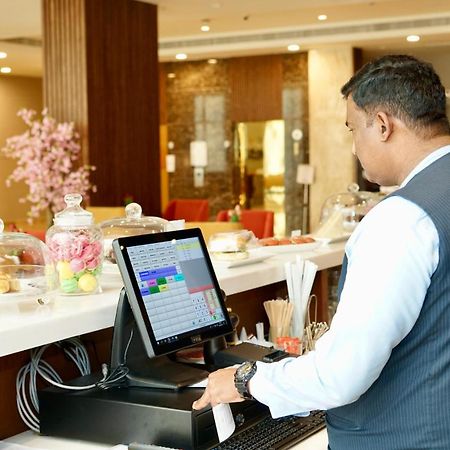Kyriad Hotel סאלאלה מראה חיצוני תמונה
